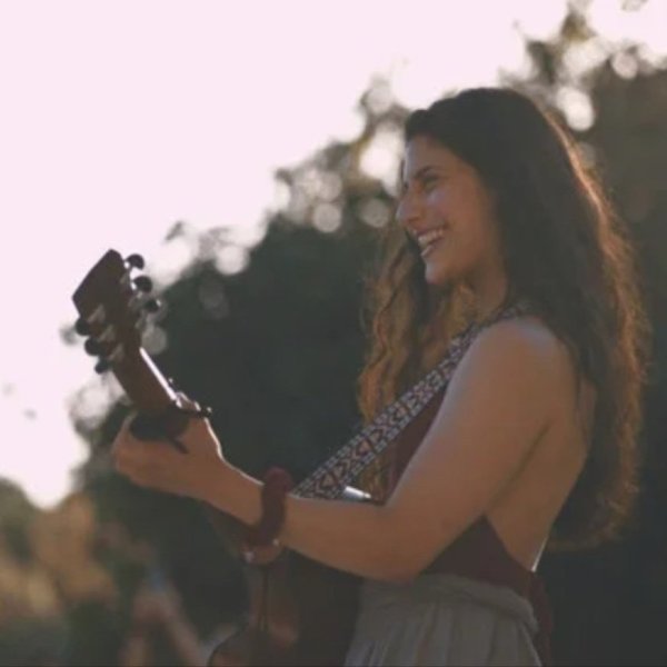 Marina Spanou подбор песен на гитаре