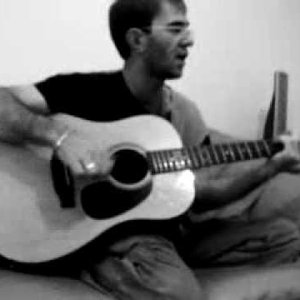 Магомадов Заур подбор песен на гитаре